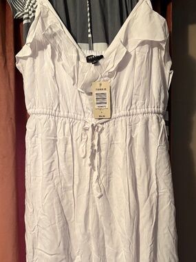 NWT Torrid size 0 White Dress with Liner Layer